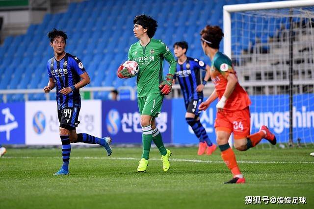 大连英博两连客 宋岳染红左右战局 损兵折将难求一胜